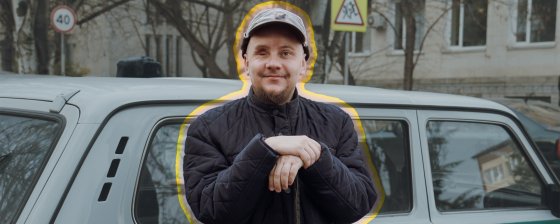 Незрячему крымчанину Александру Сизикову подкинули книги. Суд отправил его в колонию на 17 лет как лидера «террористической» ячейки