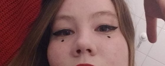 В автозак за плакат в сумке: рассказ задержанной на акции в поддержку Юлии Цветковой