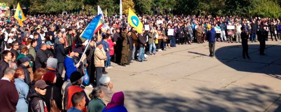 «Это поставлено на поток»: как в Элисте судят за протесты против врио мэра из ДНР