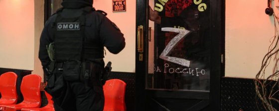 “Z—for Russia”: Moscow authorities raid hip pubs and a cultural centre