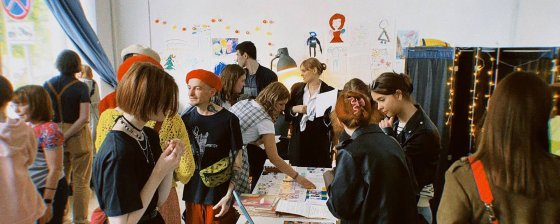 Происходит что-то «антироссийское». Рассказываем о событиях вокруг «Открытого пространства»