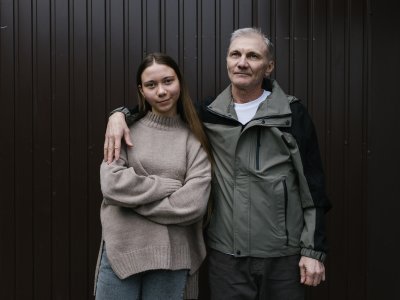      «Не думай, что по окончании срока мы от тебя отстанем». Алексей Москалев уехал из России и увез дочь. Мы поговорили с ним
    