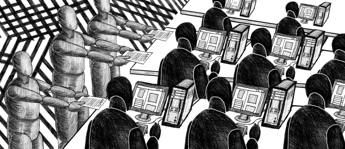 «Самоцензура и страх»: как работает закон о неуважении к власти