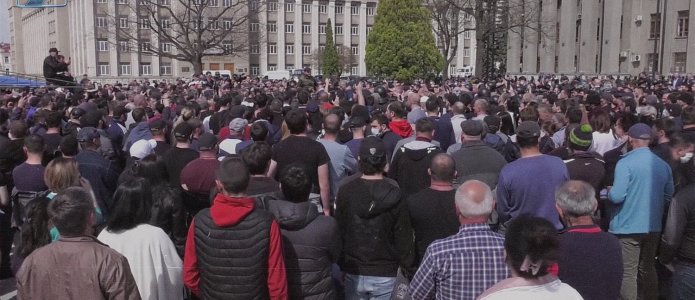 Народный сход выходит из чата. Суд отправил в колонию лидеров осетинских «антиковидных» протестов