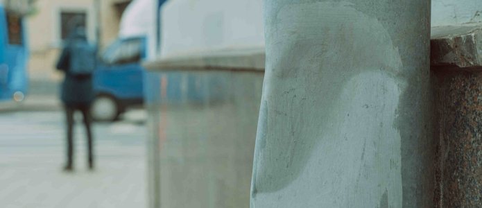 “No to the war in Ukraine!” and “GruZ (Cargo) 200”: how people are persecuted for anti-war stickers and flyers in Russia